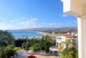 4 bedrooms villa walking distance to the beach