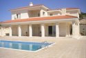 Four bedroom villa for sale in Peyia, Coral Bay 
