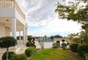 Four bedrooms villa in Sea Caves