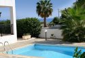 Three bedroom villa plus a 2 bedroom apartment in Coral Bay for sale