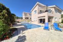 three bedrooms resale villa for sale in tala village with title deeds, paphos