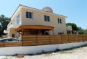Three bedrooms resale villa in Stroumbi, Paphos