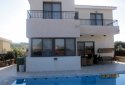 Three bedrooms villa in Emba village for sale 